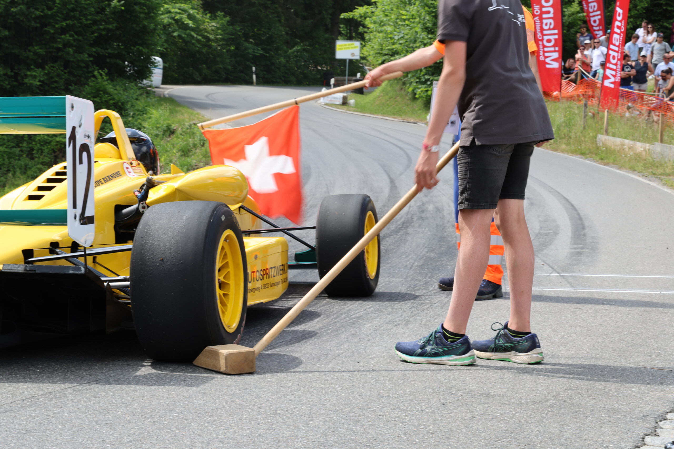 Bergrennen Hemberg: Motorrennsport mit Volksfeststimmung